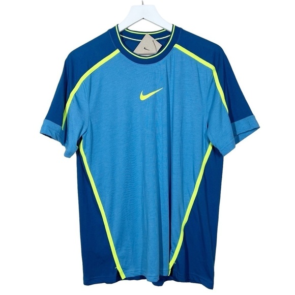 Nike Men’s Blue Clash Train Short Sleeve Neon Swoosh Tee Size Medium NWT - Picture 1 of 9